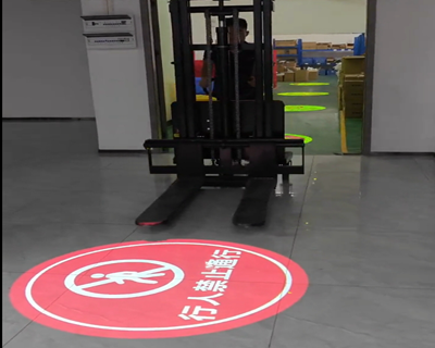 叉车安全警示投影系统